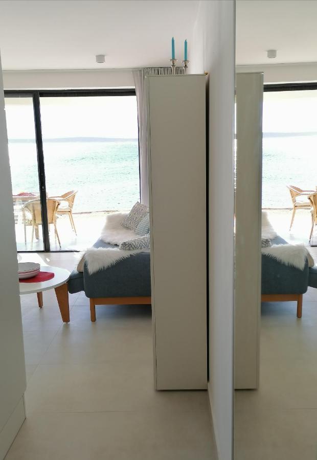 Bella Mare Apartment Mandre Exterior photo